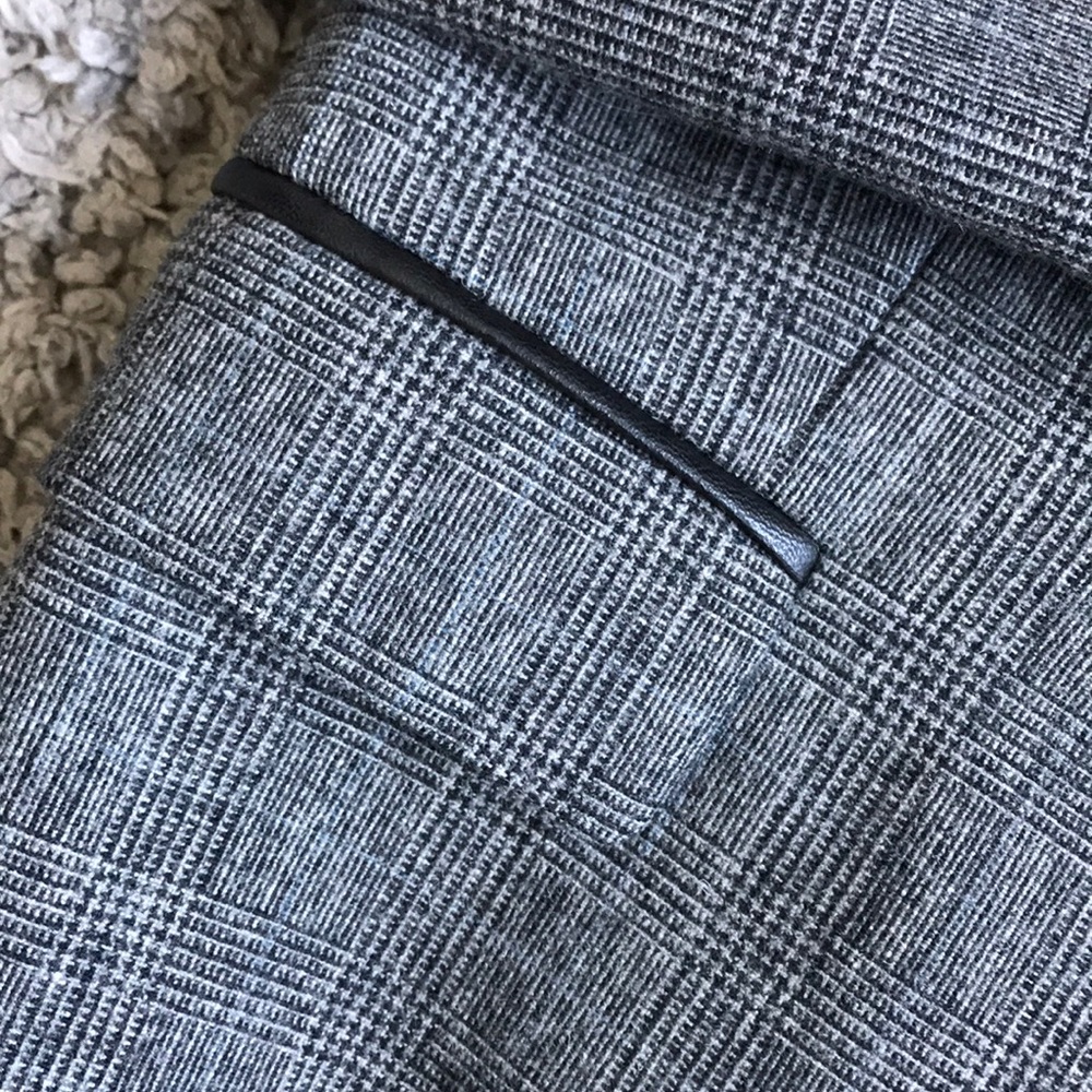 Zara Blazer - Picture 5 of 8